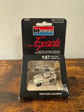 Vintage 1989 Monogram Mini Exacts Mercedes Gullwing Car
